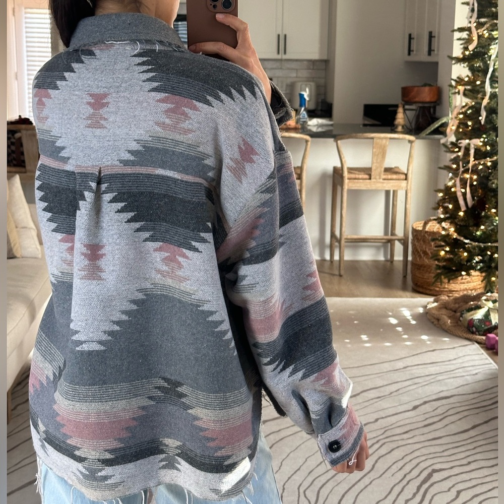 Aztec Shacket - Picture 4 of 5